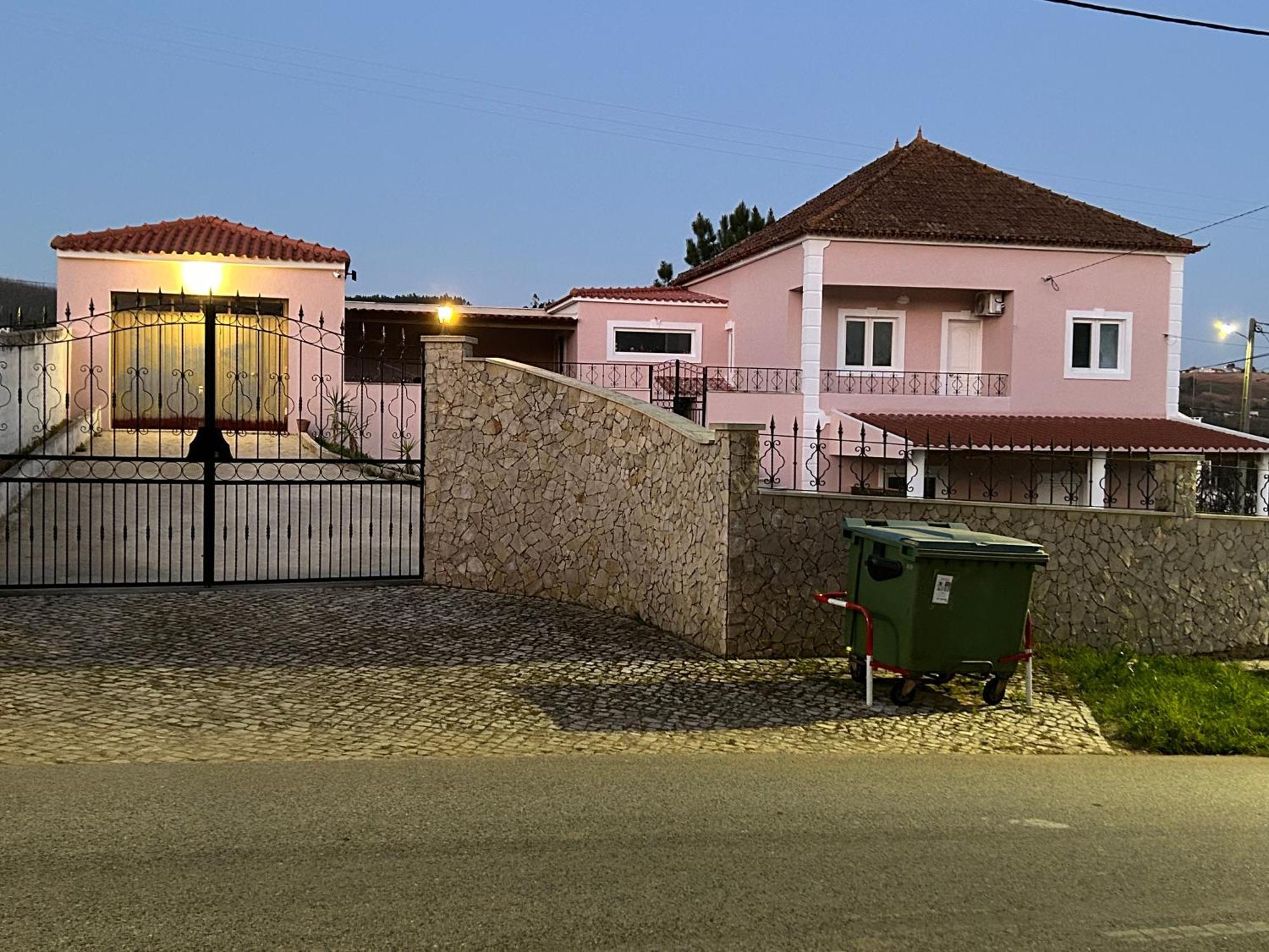Mae Home Story Caldas Da Rainha Exterior photo